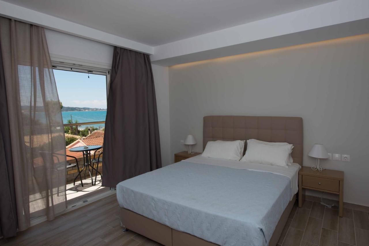 Kormoranos Beach Acharavi  Bagian luar foto